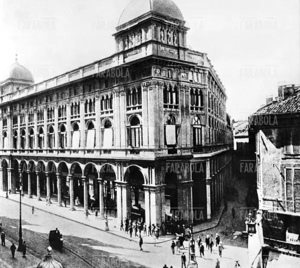 La Rinascente ricostruita dopo l'incendio, Milano, 1921