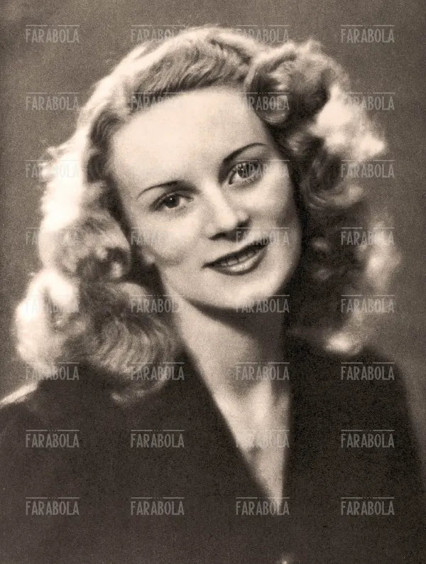 Gianna Maranesi, Concorso 5.000 Lire per un sorriso, poi Miss Italia, 1940