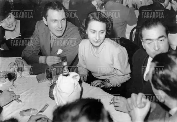 Walter Minardi e Camilla Cederna al Ristorante Bagutta, Milano, 1946