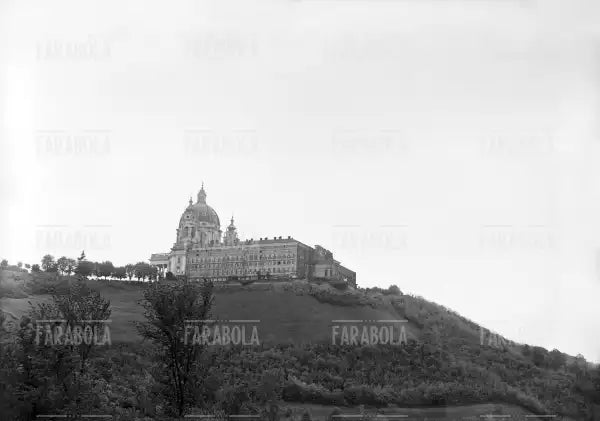 La Basilica di Superga, dove si è schiantato l'aereo del Grande Torino, 1949