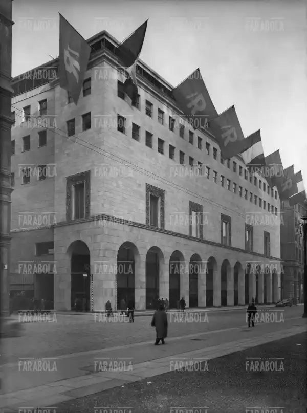 La nuova sede della Rinascente, Milano, 1950