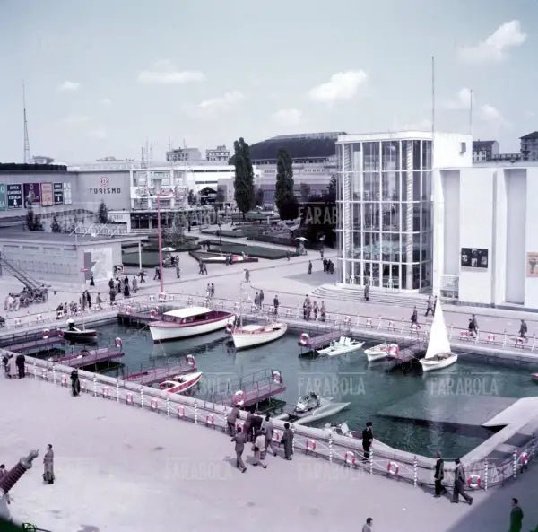Stand della Fiera Campionaria, Milano, anni 50