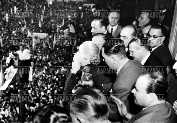Eva Perón dopo un discorso, Buenos Aires, 1951