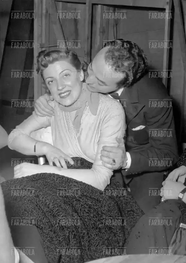 Carla Boni e Gino Latilla, Festival di Sanremo, 1954