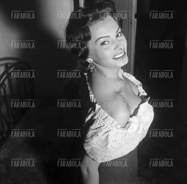 Sophia Loren sul set, Film L'oro di Napoli, Napoli, 1954