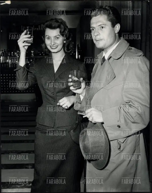 Sophia Loren e Marcello Mastroianni, Anteprima del film Peccato che sia una canaglia, Milano, 1955