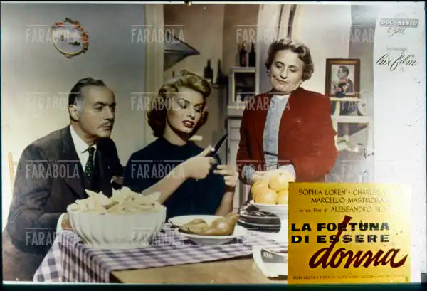 Sophia Loren, Charles Boyer e Titina De Filippo, Locandina del film La fortuna di essere donna, 1956