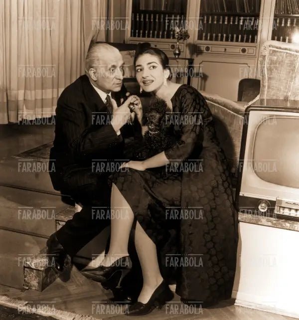 Maria Callas e il marito Giovanni Battista Meneghini a casa, Milano, 1957