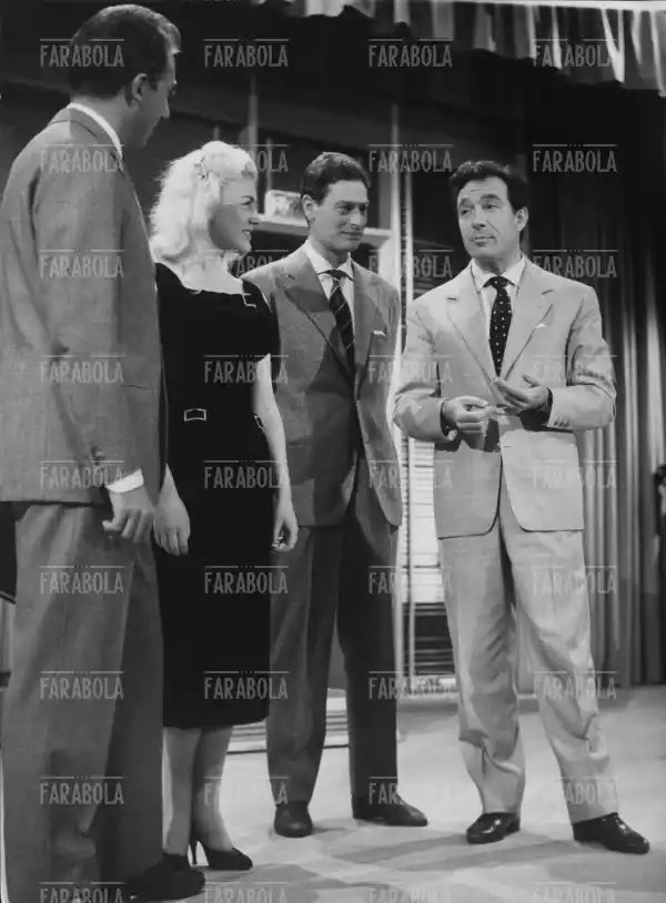 Mike Bongiorno, Paola Bolognani, Dante Bianchi e Ugo Tognazzi, Lascia o Raddoppia, 1958