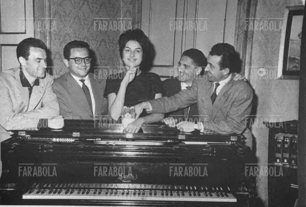 Mina con il suo primo complesso, The Happy Boys, 1958