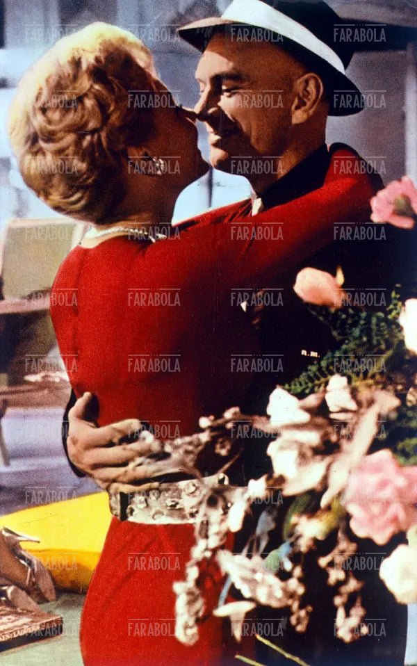 Mitzi Gaynor e Yul Brynner, Film Pacco a sorpresa, 1960