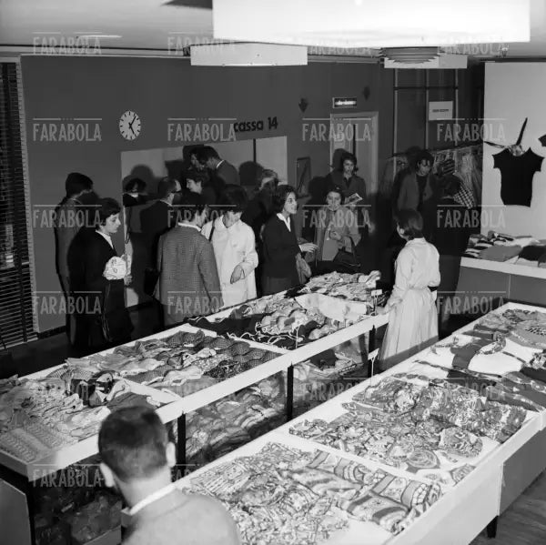 Interno della Rinascente, Milano, 1961