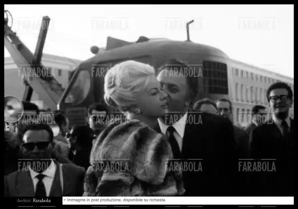 Anita Ekberg e Federico Fellini sul set del film Boccaccio '70, 1961