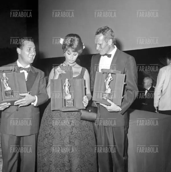 Sophia Loren, Alberto Sordi e Charlton Heston, Premio David di Donatello, Taormina, 1961