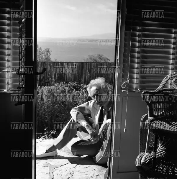Jean Cocteau nella sua villa, Saint-Jean-Cap-Ferrat, 1961