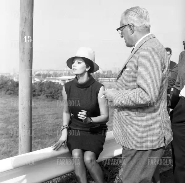 Sophia Loren e Vittorio De Sica sul set, Film Ieri, oggi, domani, Milano, 1963