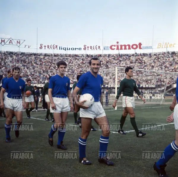 Burgnich, Rivera e Lodetti prima di Italia-Cile, Mondiali di calcio in Inghilterra, Sunderland, 1966