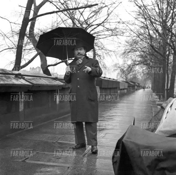 Gino Cervi durante la lavorazione de Le inchieste del commissario Maigret, Parigi, 1966