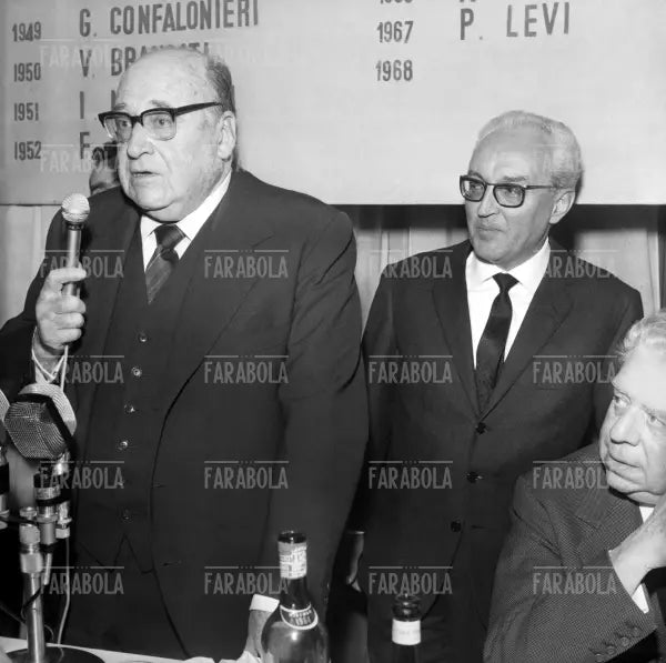 Riccardo Bacchelli, Piero Chiara ed Eugenio Montale, Premio Bagutta, Milano, 1968