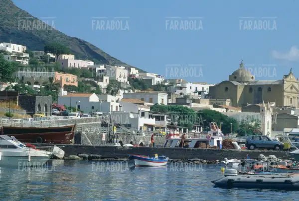 Il porto, Isola di Salina, 1995