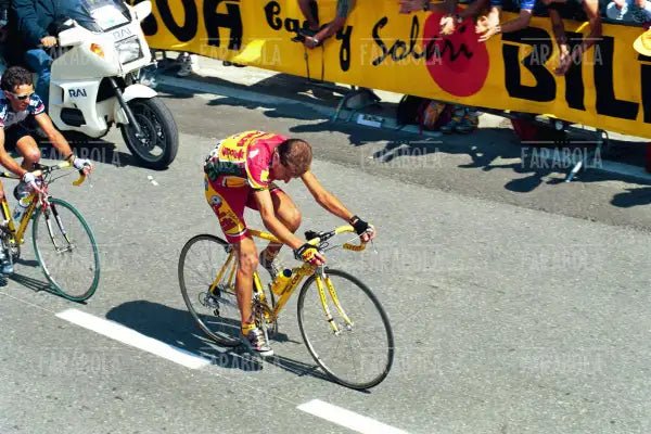 Ivan Gotti al primo passaggio all'Aprica, Giro d'Italia, 1999