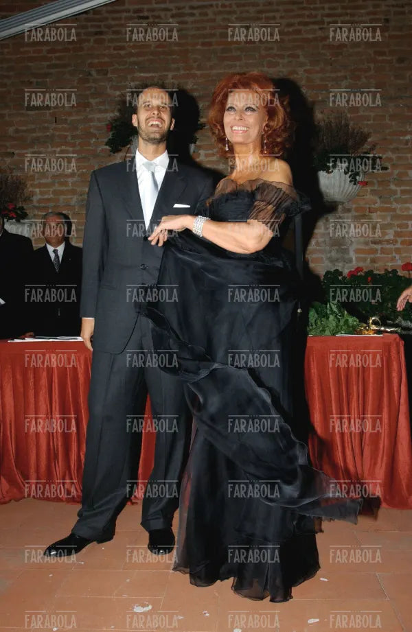 Sophia Loren e il figlio Edoardo Ponti, Premio Bianchi, Mostra del cinema di Venezia, Venezia, 2002