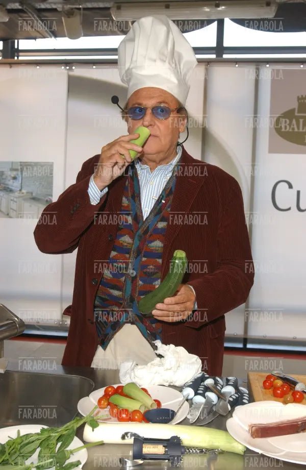 Renzo Arbore ai fornelli, Cucina Live Show, Macef, Milano, 2004