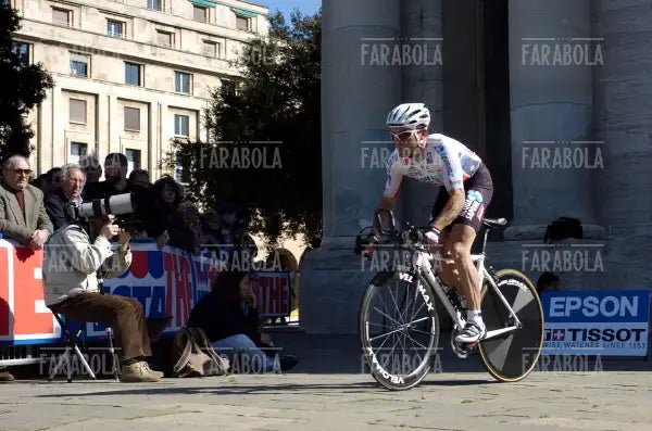 Andrea Ferrigato, cronoprologo del Giro d'Italia, Genova, 2004