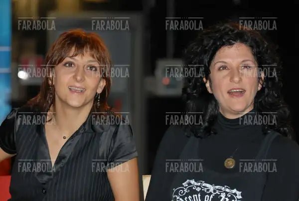 Paola Minaccioni e Federica Cifola, Mai dire martedì, Milano, 2007