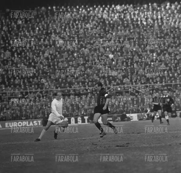 Alfredo Di Stefano e David, Milan vs Real Madrid, Coppa dei Campioni, 1964 - Farabola Immagine digitale