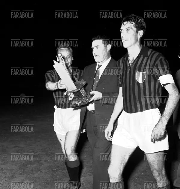 Ambrogio Pelagalli, Nereo Rocco e Cesare Maldini, Milan vs Inter, 1963 - Farabola Immagine digitale