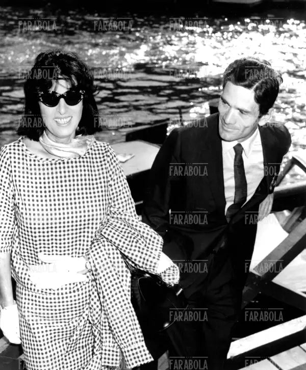 Anna Magnani e Pier Paolo Pasolini, Festival di Venezia, 1962 - Farabola Immagine digitale