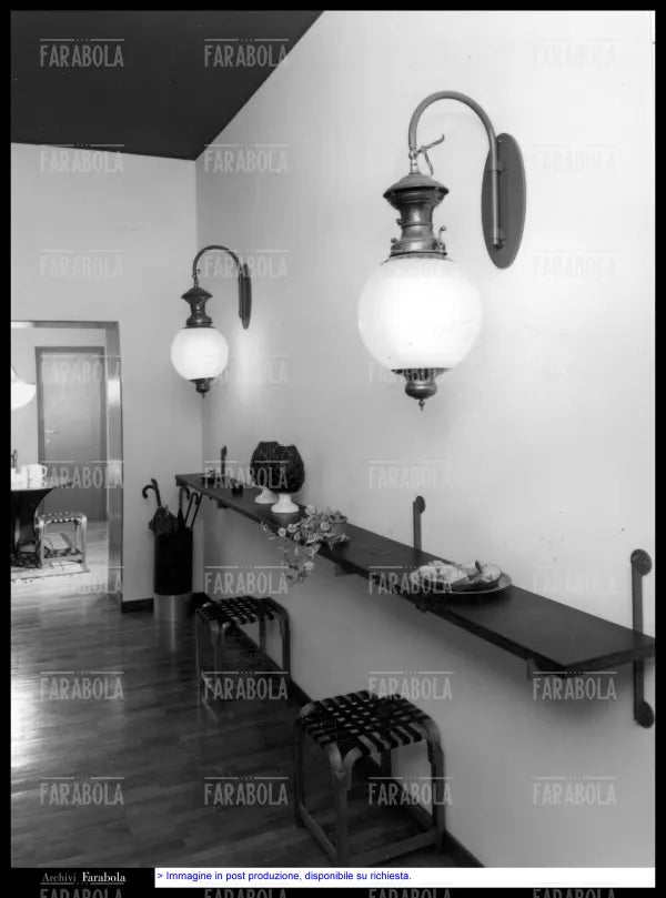 Arredamento allestito dall'architetto Rafoni, Milano, 1960 - Farabola Immagine digitale