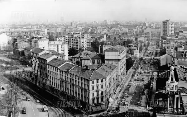 Cantiere della metropolitana in viale Monte Rosa, Milano, anni 60 - Farabola Immagine digitale