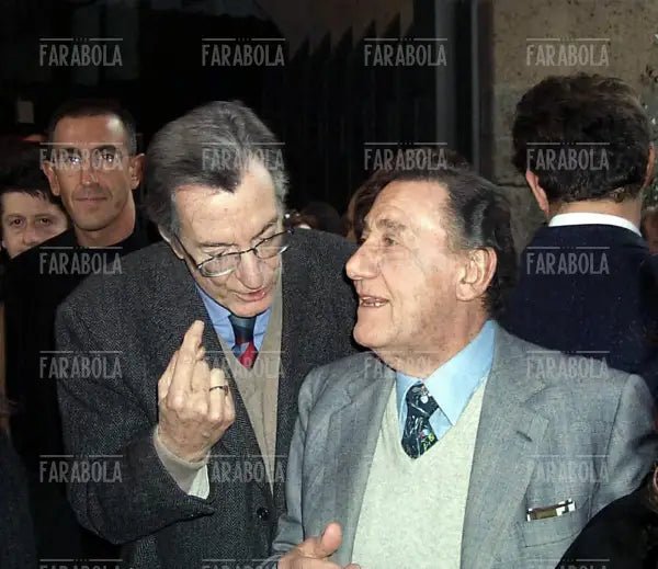 Carlo Lizzani e Alberto Sordi, Orvieto, anni 90 - Farabola Immagine digitale
