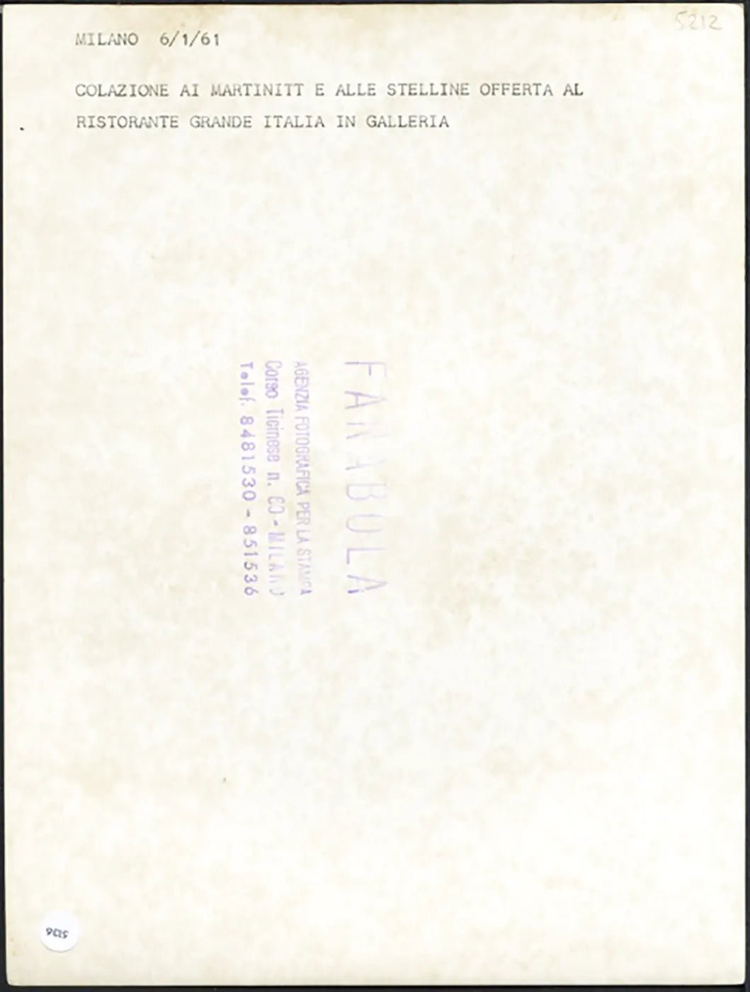 Colazione ai Martinitt a Milano 1961 Ft 5136 - Stampa 24x18 cm - Farabola Stampa ai sali d'argento