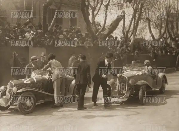 Concorrenti su Fiat Balilla Coppa d'Oro, Mille Miglia, 1933 - Farabola Immagine digitale