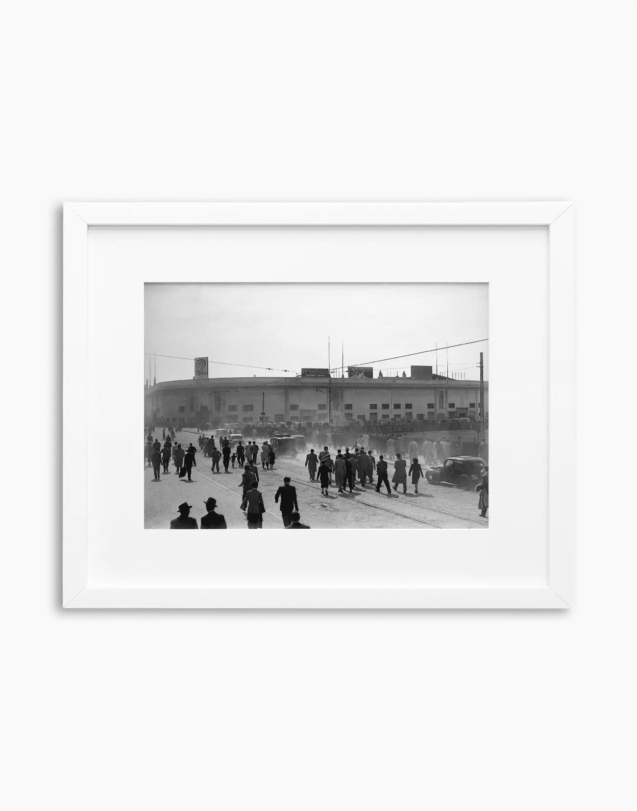 Domenica a San Siro, Milano, 1947 - Farabola WhiteWall App Product
