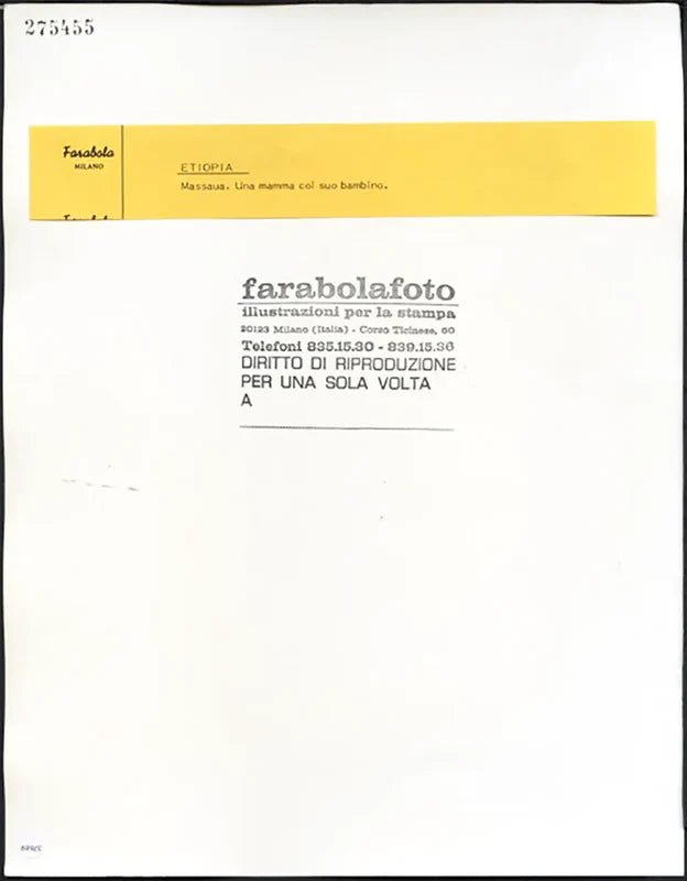 Donna con bambino a Massaua anni 50 Ft 37689 - Stampa 34x30 cm - Farabola Stampa ai sali d'argento