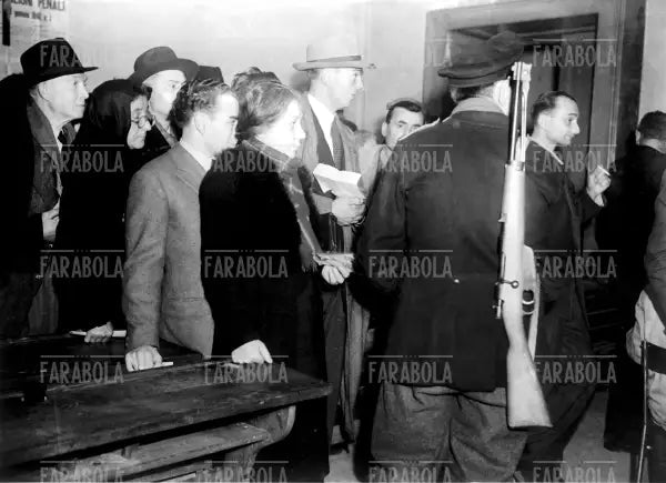 Elezioni amministrative, Saronno, 1946 - Farabola Immagine digitale