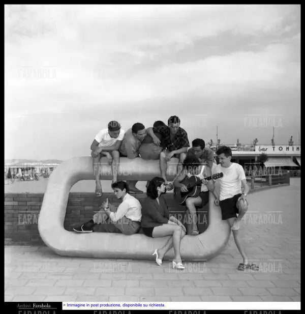 Estate a Rimini, 1954 - Farabola Immagine digitale