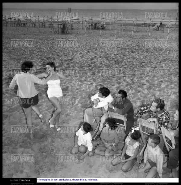 Estate a Rimini, 1954 - Farabola Immagine digitale