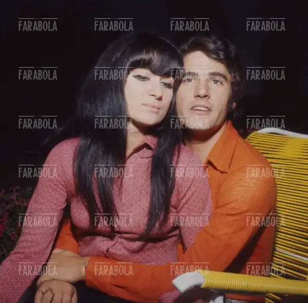 Fausto Leali con la moglie Milena Cantù, anni 70 - Farabola Immagine digitale