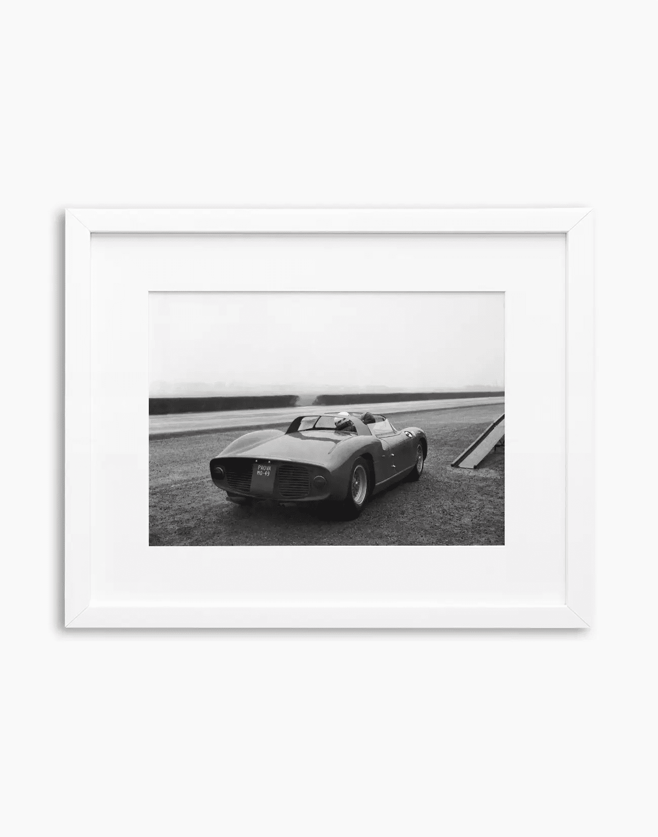 Ferrari, prove per la 24 Ore Le Mans 1964 - Farabola WhiteWall App Product