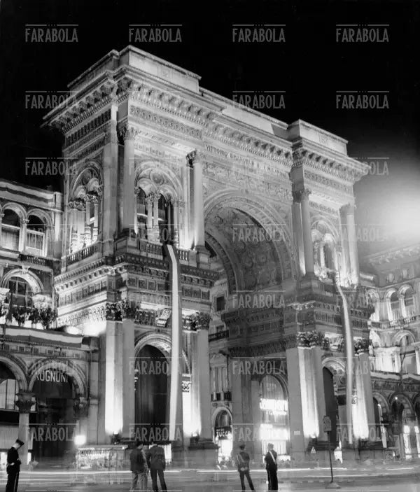 Galleria Vittorio Emanuele II, Milano, 1959 - Farabola Immagine digitale