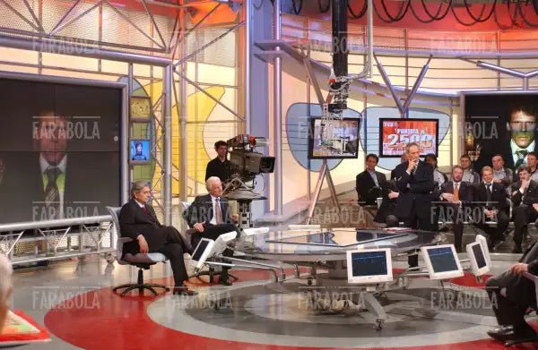Giacomo Bulgarelli, Giovanni Trapattoni e Massimo Caputi, La Domenica Sportiva, 2003 - Farabola Immagine digitale