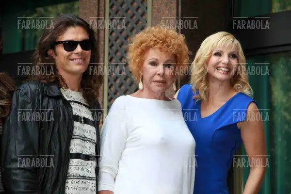 Gianluca Grignani, Ornella Vanoni e Lorella Cuccarini, 2011 - Farabola Immagine digitale