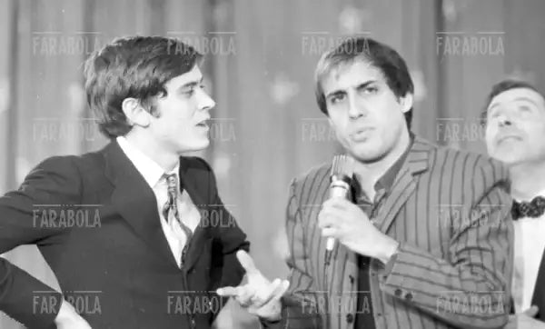 Gianni Morandi e Adriano Celentano, serata benefica a Milano, 1969 - Farabola Immagine digitale