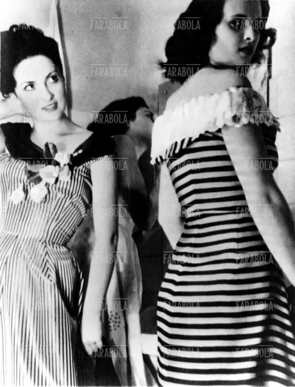 Gina Lollobrigida e Lucia Bosé, Miss Italia, 1947 - Farabola Immagine digitale