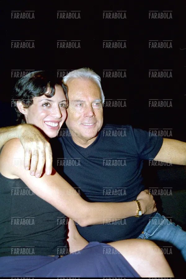 Giorgio Armani con Drena De Niro, Milano, 2001 - Farabola Immagine digitale